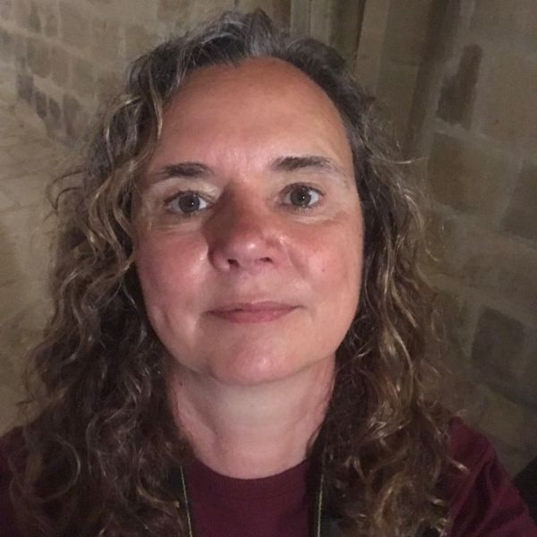 profile photo for Dr. Gyongyi Pisak